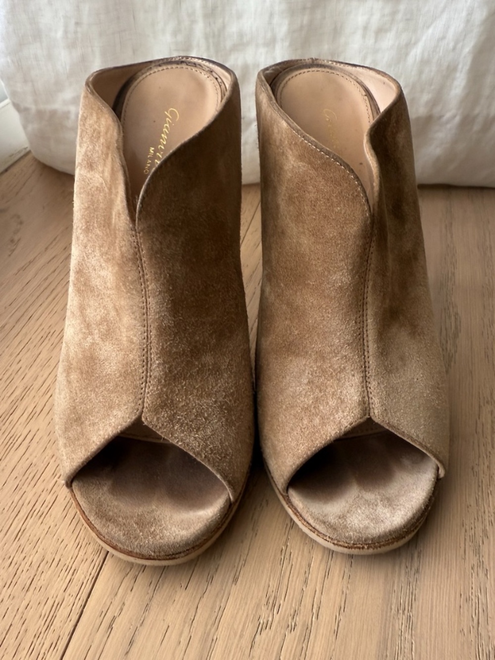 Gianvito Rossi Tan Suede Peep Toe Mules Heels 37